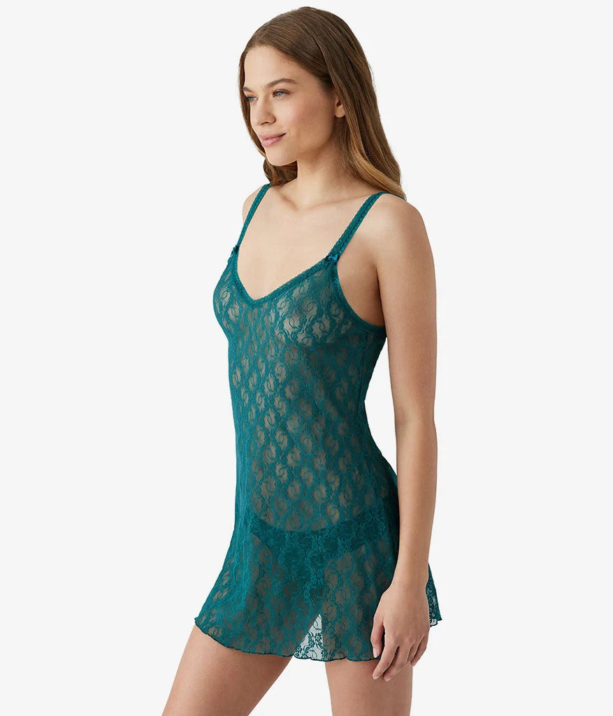 Lace Kiss Chemise: Spruced-up