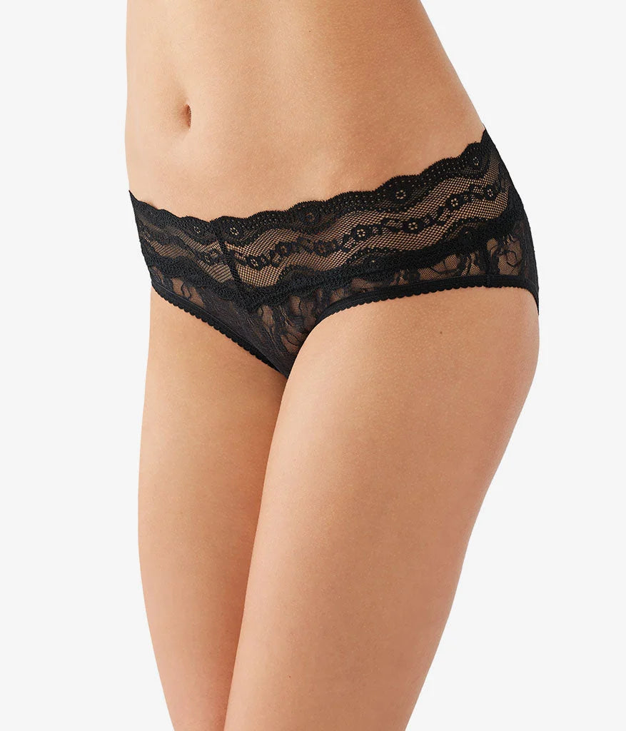 Lace Kiss Hipster: Night